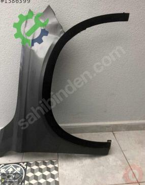 Mercedes-Benz GLA Sağ Ön Çamurluk A1568810214 çıkma parça