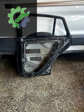 Mercedes-Benz GLE Sağ Arka Kapı çıkma parça