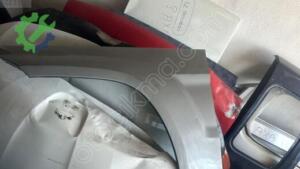 Mercedes GLK ön çamurluk