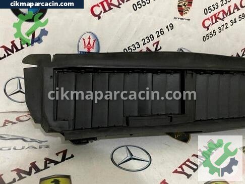 Mercedes-Benz E Serisi Fan Paneli çıkma parça