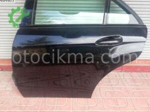 Mercedes kapı sol arka e class w212 çıkma yedek parça