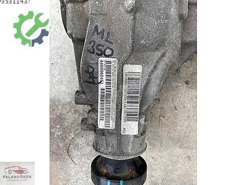 Mercedes-Benz ML Defransiyel çıkma parça