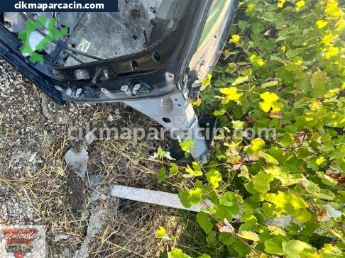 Mercedes-Benz ML Sağ Şasi çıkma parça