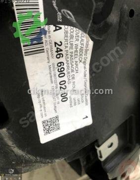 Mercedes-Benz C Serisi Ön Davlumbaz A2466900200 çıkma parça