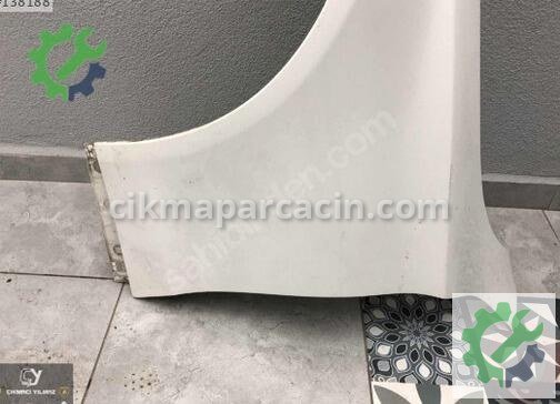 Mercedes-Benz C Serisi Sol Ön Çamurluk çıkma parça