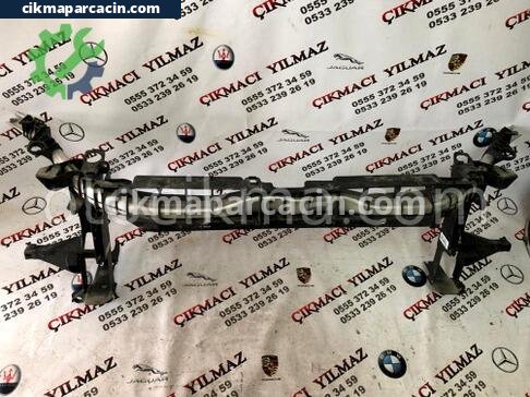 Mercedes-Benz CLA Ön Panel çıkma parça