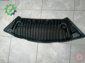 Mercedes ön tampon alt kapak muhafaza c class w204