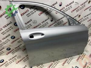 Mercedes sağ ön kapı c class w205 çıkma yedek parça