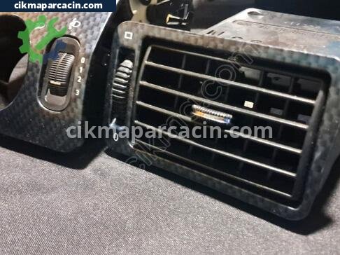 Mercedes-Benz SLK Havalandırma Izgaraları çıkma parça