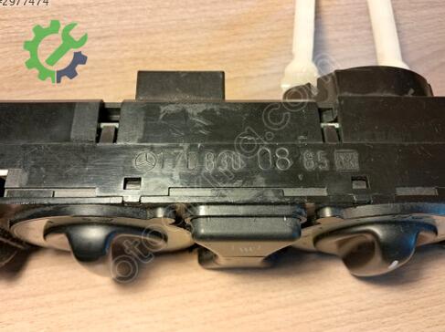 Mercedes-Benz SLK Klima Kontrol Paneli 1708300885 çıkma parça