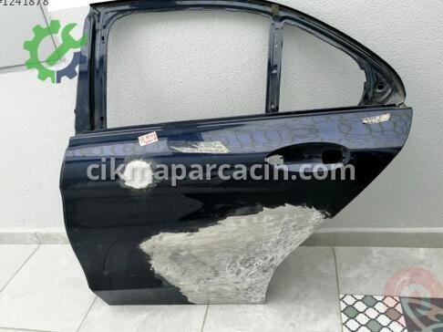 Mercedes-Benz C Serisi Sol Arka Kapı çıkma parça