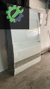 Mercedes-Benz Sprinter Sağ Sürgülü Kapı çıkma parça