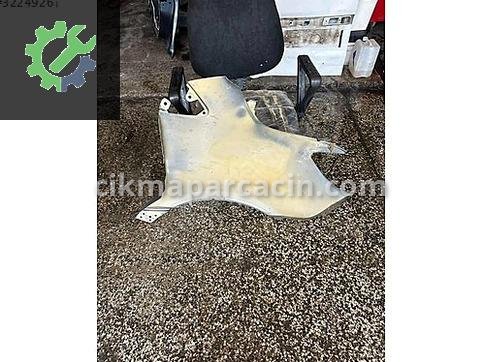 Mercedes-Benz Sprinter Sağ Ön Çamurluk çıkma parça