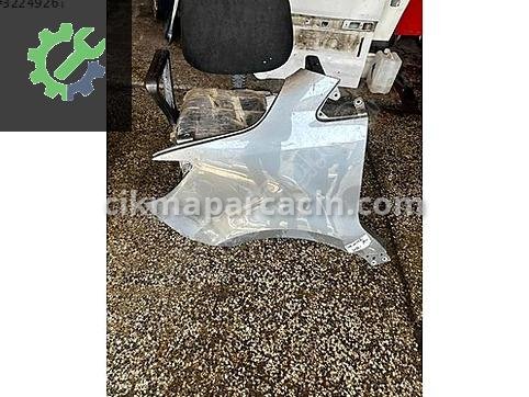 Mercedes-Benz Sprinter Sağ Ön Çamurluk çıkma parça