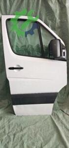 Mercedes sprinter sağ ön kapı dolu