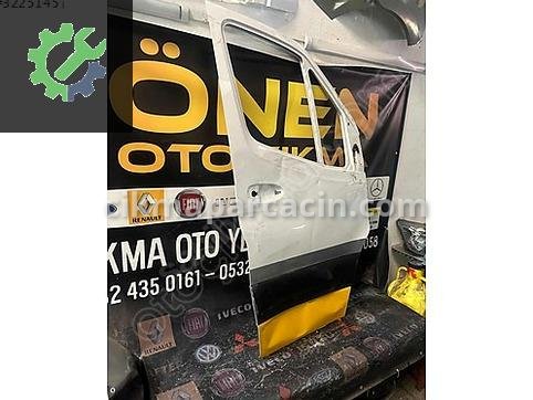 Mercedes-Benz Sprinter Sağ Ön Kapı çıkma parça