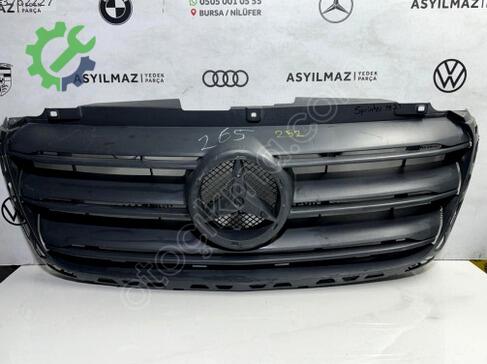 Mercedes-Benz Sprinter Ön Panjur çıkma parça