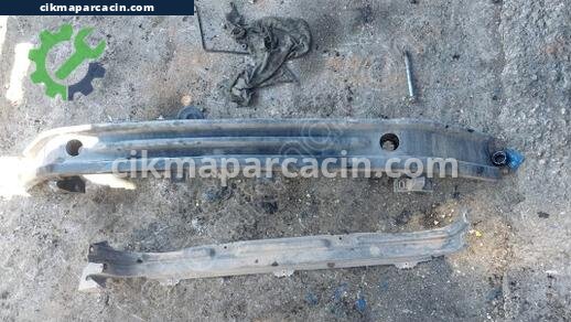 Mercedes-Benz Vito Arka Tampon Demiri çıkma parça