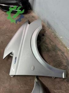 MERCEDES VİTO W639 SAĞ ÖN ÇAMURLUK