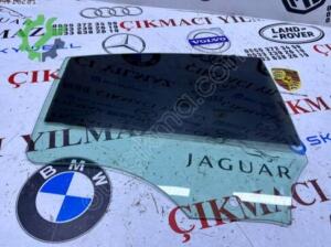 Mercedes w117 cla sağ arka kapı camı orjinal çıkma cam