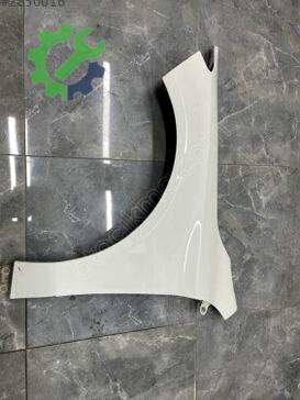 Mercedes-Benz CLA Sol Ön Çamurluk çıkma parça
