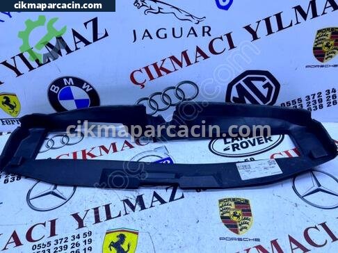 Mercedes-Benz CLA Davlumbaz çıkma parça