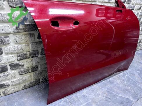 Mercedes-Benz CLA Sağ Ön Kapı A1187220800 çıkma parça