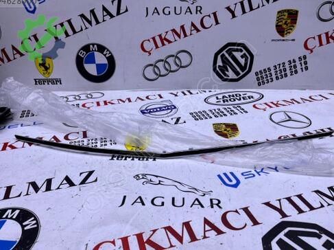 Mercedes-Benz GLE Ön Panjur çıkma parça
