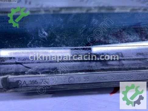 Mercedes-Benz GLE Sağ Arka Kelebek Camı A1667301455 çıkma parça