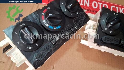 Mercedes-Benz A Serisi Klima Kontrol Paneli çıkma parça