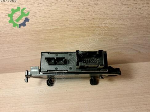 Mercedes-Benz Vaneo Beyin 1688200426 çıkma parça