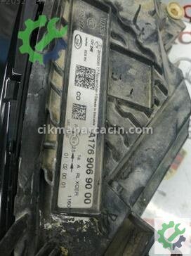 Mercedes-Benz A Serisi Sağ Ön Far A1769069000 çıkma parça