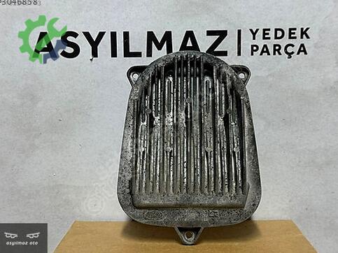 Mercedes-Benz A Serisi Far Beyni A1769066600 çıkma parça