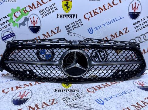 Mercedes-Benz A Serisi Ön Panjur çıkma parça