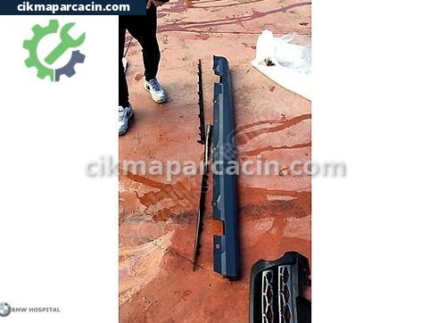 Mercedes-Benz A Serisi Sağ Marşpiyel Sacı çıkma parça