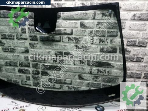 Mercedes-Benz A Serisi Ön Cam çıkma parça