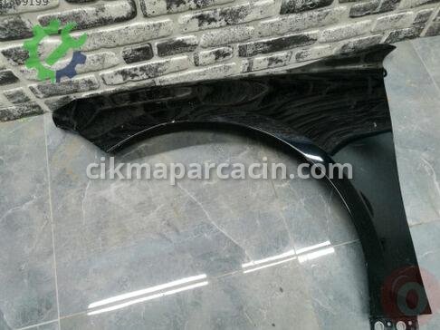 Mercedes-Benz A Serisi Sol Ön Çamurluk A1778810500 çıkma parça