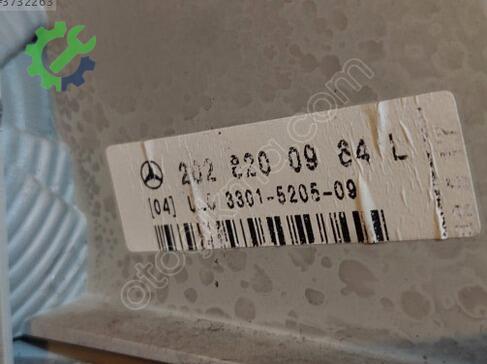 Mercedes-Benz C Serisi Sol Arka Stop çıkma parça