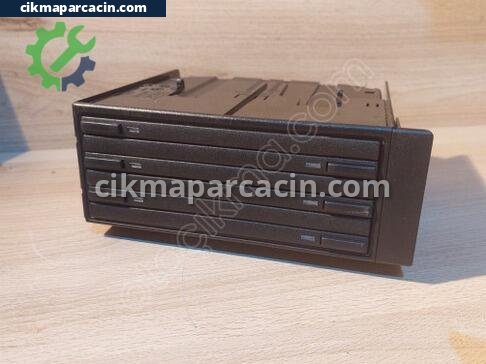 Mercedes-Benz C Serisi Cd Changer çıkma parça