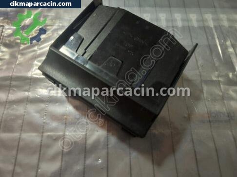 Mercedes-Benz C Serisi Cd Changer çıkma parça