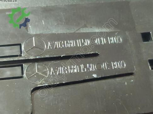 Mercedes-Benz C Serisi Cd Changer çıkma parça