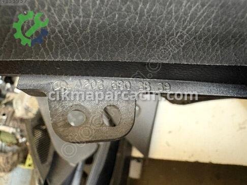 Mercedes-Benz C Serisi Orta Konsol A2036803839 çıkma parça