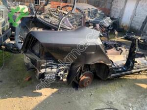 Mercedes W203 Sağ Arka Çamurluk Hatasız Orjinal Çıkma