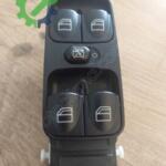 Mercedes-Benz C Serisi (W203) 2001-2007 Cam Açma Anahtarı Çıkma