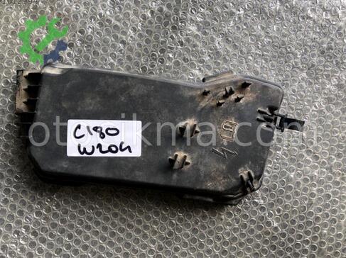 Mercedes-Benz C180 Sigorta Kutusu çıkma parça