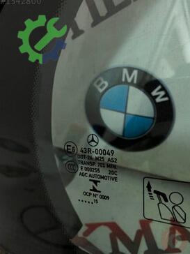 Mercedes-Benz C Serisi Sağ Arka Kelebek Camı W2057300655 çıkma parça