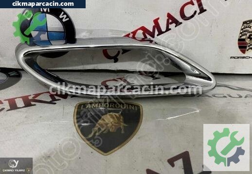 Mercedes-Benz C Serisi Egzoz Ucu çıkma parça