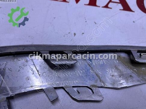 Mercedes-Benz C Serisi Tampon Izgara Çıtası A2058859002 çıkma parça