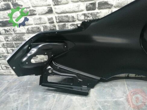 Mercedes-Benz C Serisi Sol Arka Çamurluk A2056370309 çıkma parça