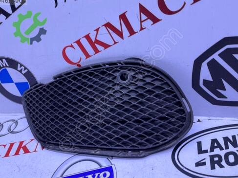 Mercedes-Benz C Serisi Sis Farı Çerçevesi A2058854023 çıkma parça